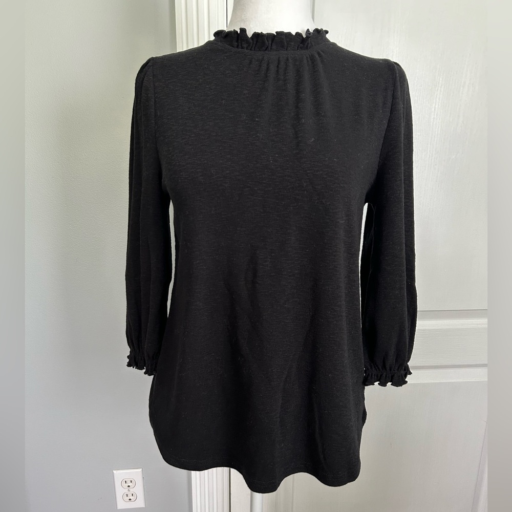 NWT Ada Faye Polagram Brand Black Top